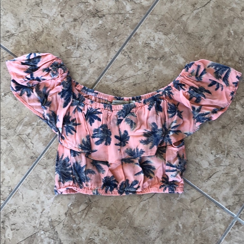 Foreign exchange crop top